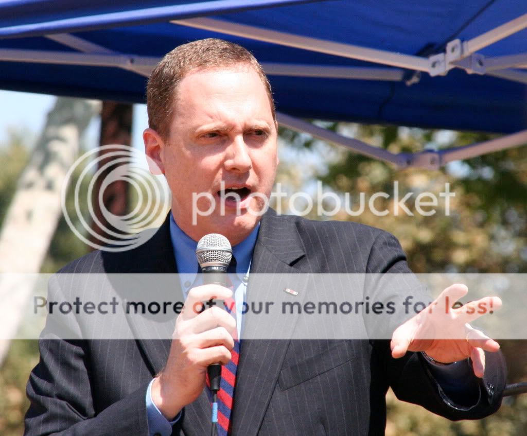 Chuck DeVore speaks at San Juan Capistrano Tea Party Pictures, Images and Photos