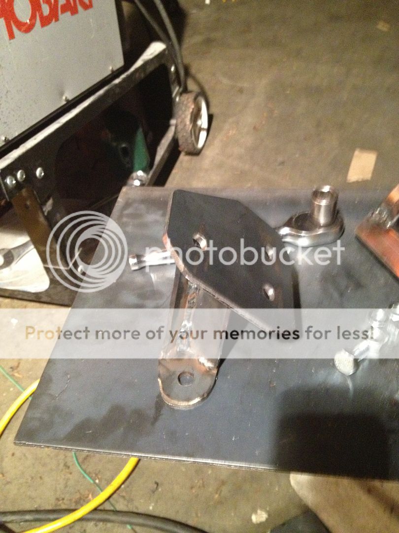 8D426AA1-8200-486A-8731-4D34259812F8-236